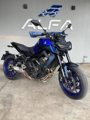 YAMAHA MT-09 